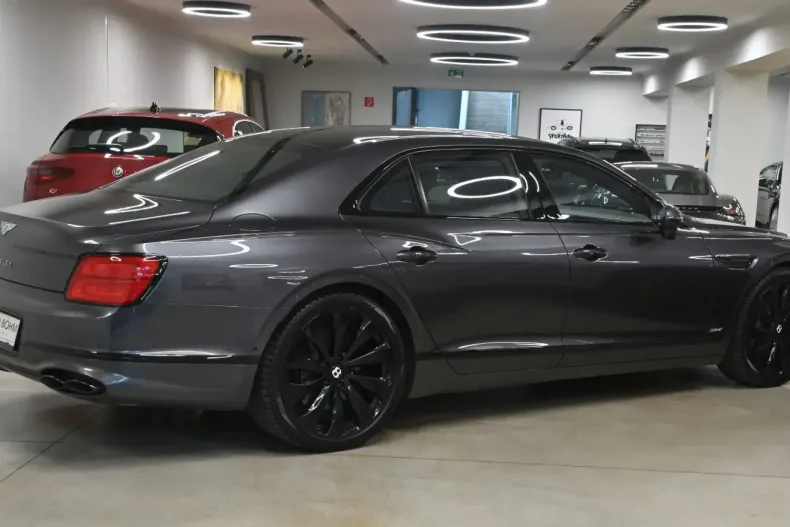 Bentley Flying Spur din 2022 cu 47.313 km - oferta BEN105889 - foto 10