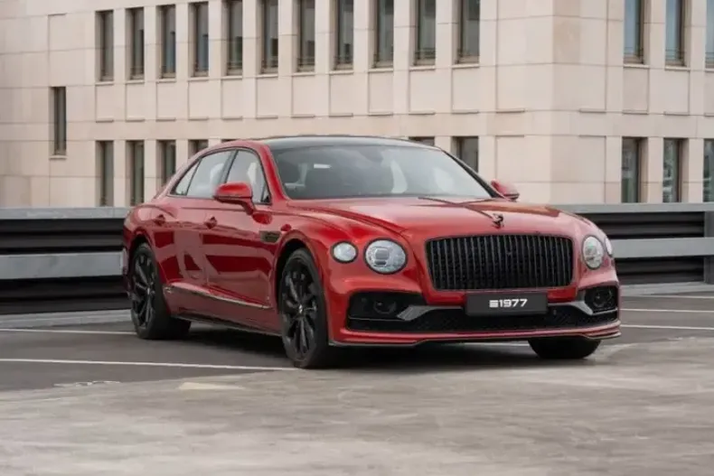 Bentley Flying Spur din 2021 cu 35.617 km - oferta BEN105892 - foto 2