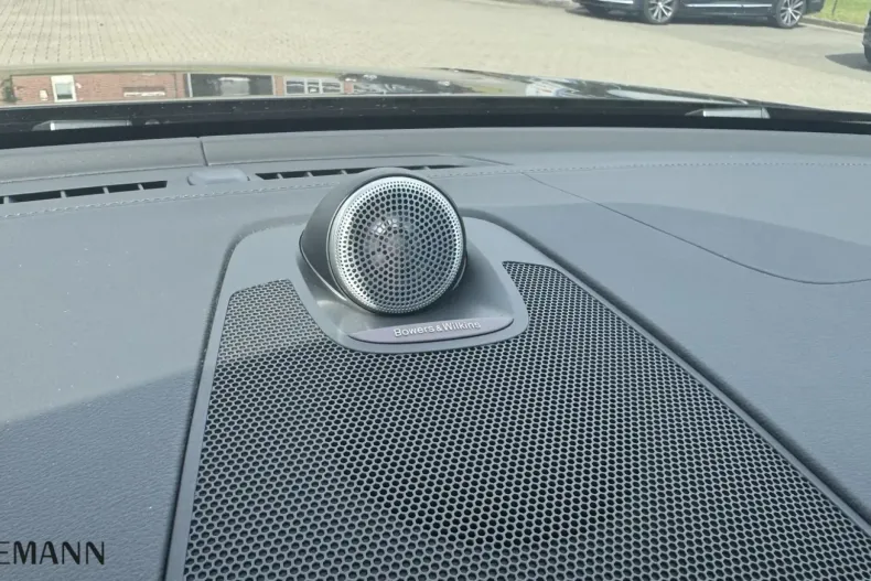 Volvo XC60 din 2022 cu 74.500 km - oferta VOL105895 - foto 23