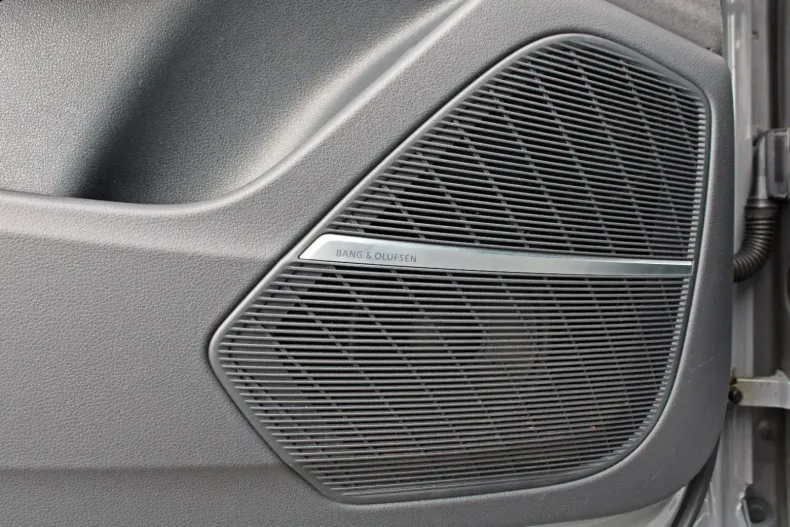 Audi Q8 din 2023 cu 89.390 km - oferta AUD105897 - foto 8