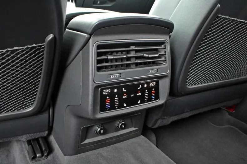 Audi Q8 din 2023 cu 89.390 km - oferta AUD105897 - foto 28