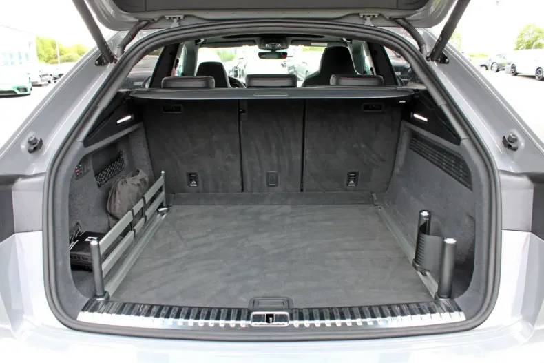 Audi Q8 din 2023 cu 89.390 km - oferta AUD105897 - foto 29