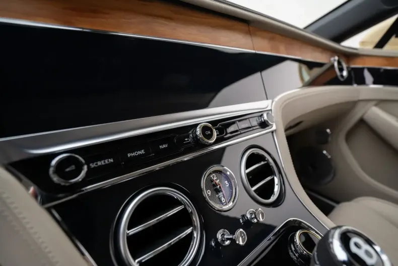 Bentley Continental GTC din 2024 cu 19.997 km - oferta BEN105899 - foto 13