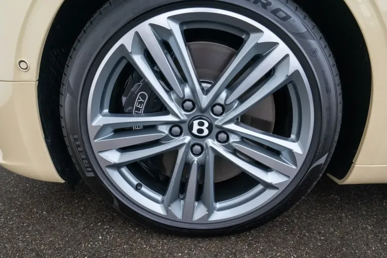 Bentley Continental GTC din 2024 cu 19.997 km - oferta BEN105899 - foto 28