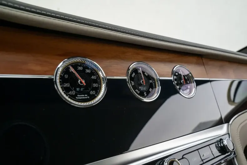 Bentley Continental GTC din 2024 cu 19.997 km - oferta BEN105899 - foto 32