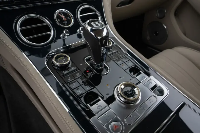 Bentley Continental GTC din 2024 cu 19.997 km - oferta BEN105899 - foto 34