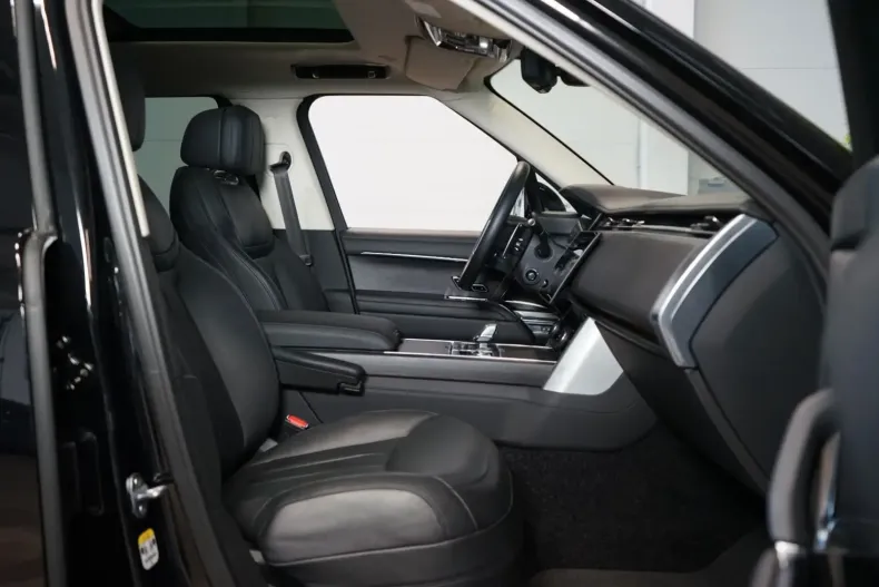 Land Rover Range Rover din 2023 cu 30.121 km - oferta LAN105908 - foto 23