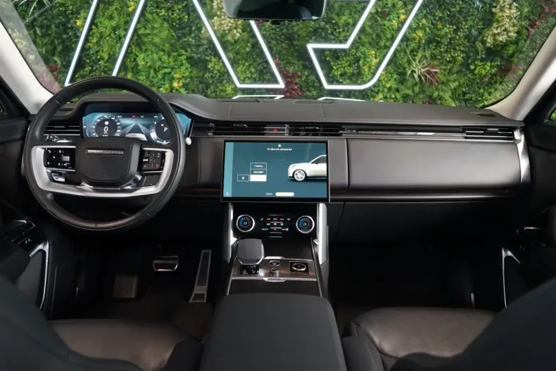 Land Rover Range Rover din 2023 cu 30.121 km - oferta LAN105908 - foto 24