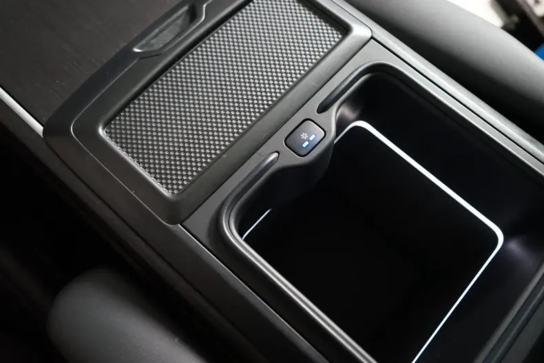 Land Rover Range Rover din 2023 cu 30.121 km - oferta LAN105908 - foto 27