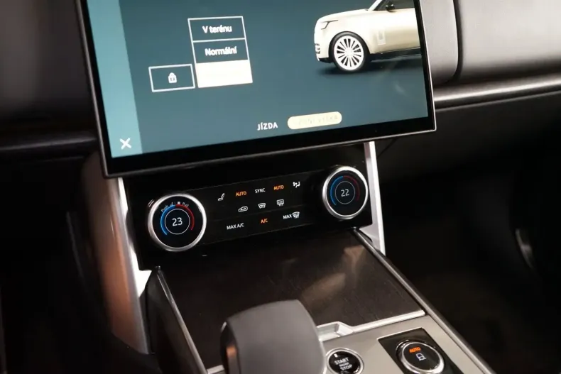 Land Rover Range Rover din 2023 cu 30.121 km - oferta LAN105908 - foto 29