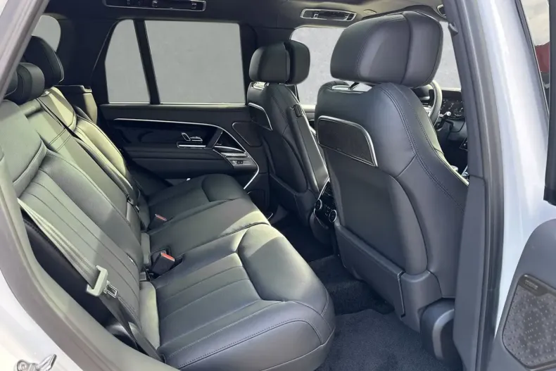 Land Rover Range Rover din 2024 cu 1.025 km - oferta LAN105920 - foto 5