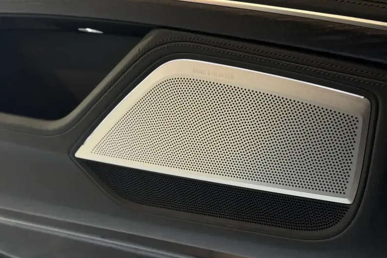 Audi A8 din 2024 cu 80.000 km - oferta AUD105924 - foto 11