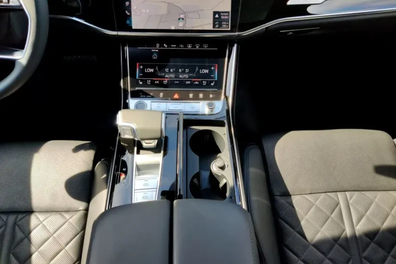 Audi A8 din 2025 cu 29.815 km - oferta AUD105925 - foto 7