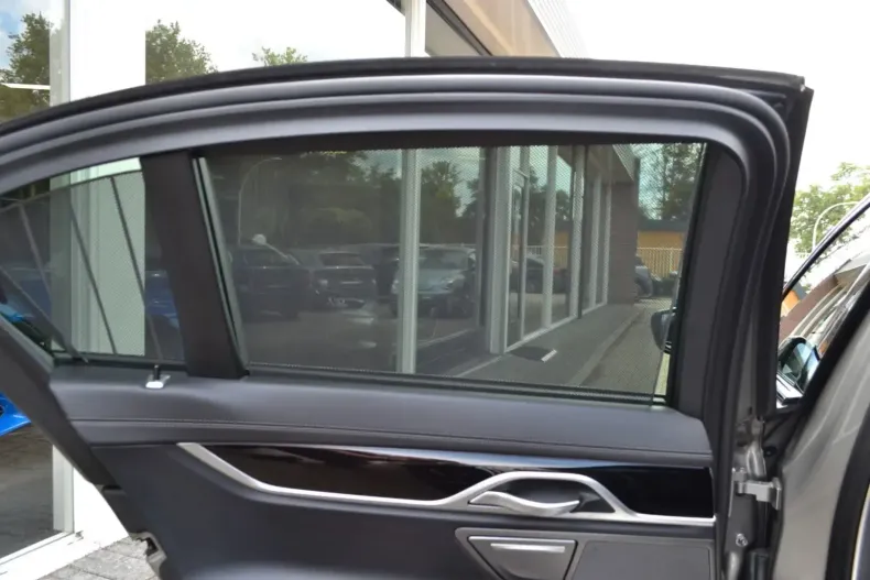 BMW 745 din 2020 cu 69.985 km - oferta BMW105926 - foto 8