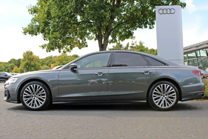 Audi A8 din 2024 cu 41.998 km - oferta AUD105937 - foto 3