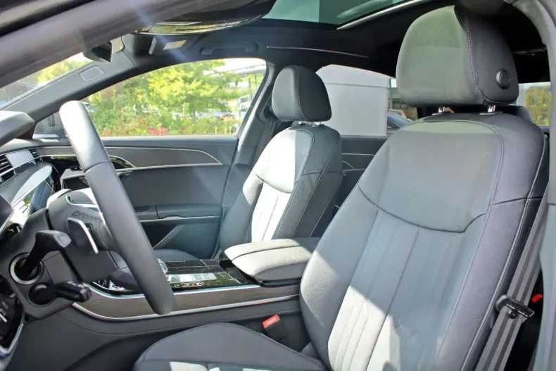 Audi A8 din 2024 cu 41.998 km - oferta AUD105937 - foto 10