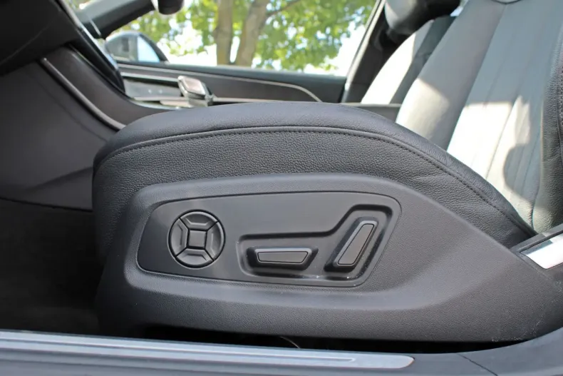 Audi A8 din 2024 cu 41.998 km - oferta AUD105937 - foto 12