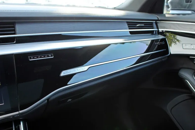 Audi A8 din 2024 cu 41.998 km - oferta AUD105937 - foto 24