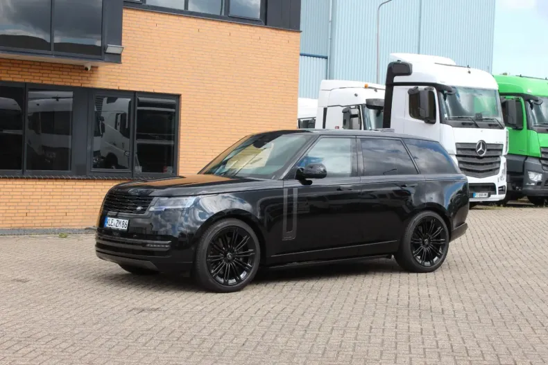 Land Rover Range Rover din 2025 cu 9.500 km - oferta LAN105939 - foto 3