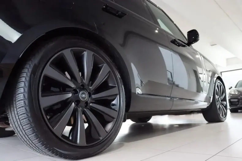 Land Rover Range Rover din 2024 cu 48.500 km - oferta LAN105945 - foto 7