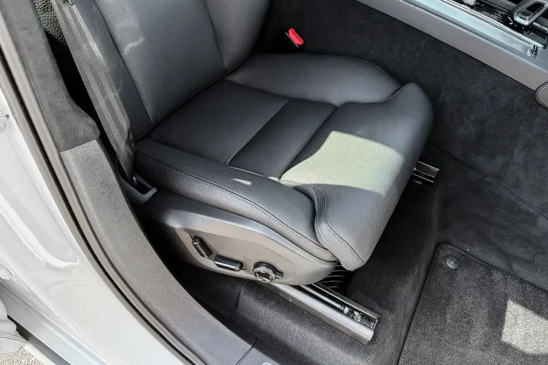 Volvo XC90 din 2023 cu 27.286 km - oferta VOL105950 - foto 15