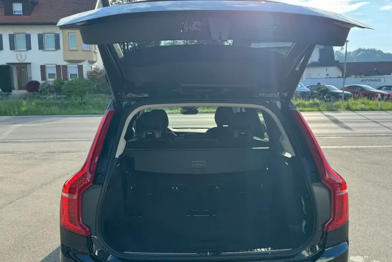 Volvo XC90 din 2023 cu 70.000 km - oferta VOL105951 - foto 5