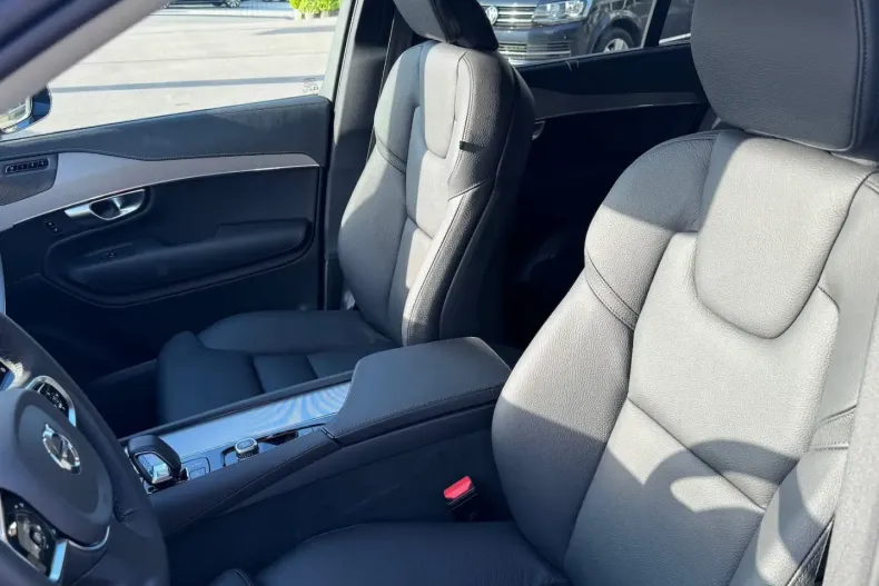 Volvo XC90 din 2023 cu 70.000 km - oferta VOL105951 - foto 7