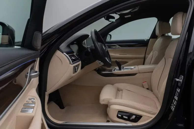 BMW 730 din 2022 cu 80.424 km - oferta BMW105952 - foto 8