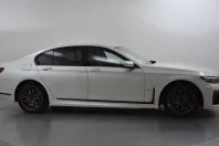 BMW 730 din 2022 cu 81.599 km - oferta BMW105954 - foto 2