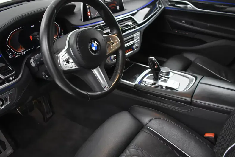 BMW 730 din 2022 cu 81.599 km - oferta BMW105954 - foto 5