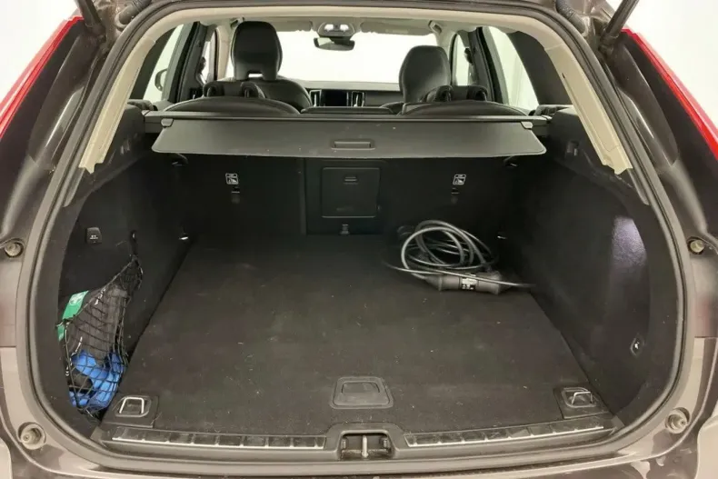 Volvo XC60 din 2022 cu 45.342 km - oferta VOL105955 - foto 7