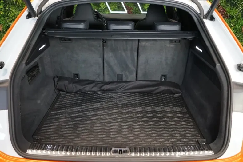 Audi SQ8 din 2022 cu 72.741 km - oferta AUD105957 - foto 15