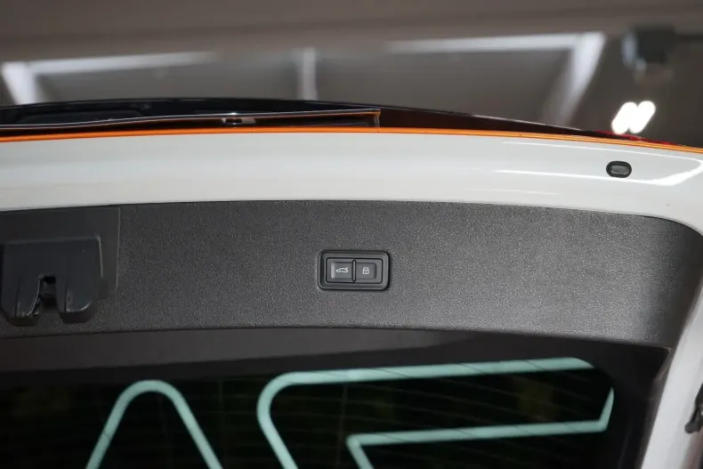 Audi SQ8 din 2022 cu 72.741 km - oferta AUD105957 - foto 16