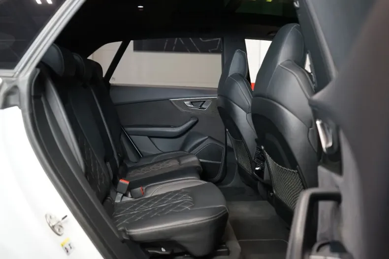 Audi SQ8 din 2022 cu 72.741 km - oferta AUD105957 - foto 19