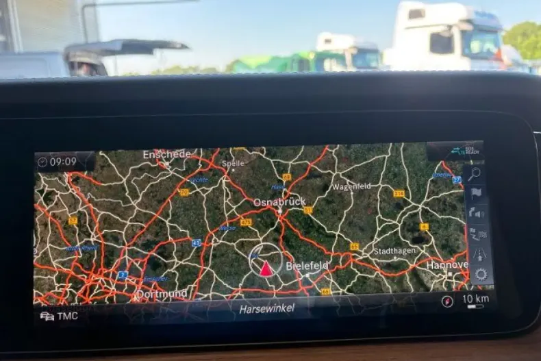 Mercedes-Benz G 400 din 2023 cu 44.900 km - oferta MER105965 - foto 13