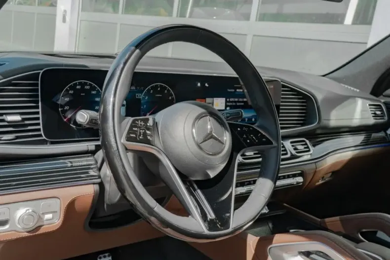 Mercedes-Benz GLS 450 din 2024 cu 9.500 km - oferta MER105969 - foto 8