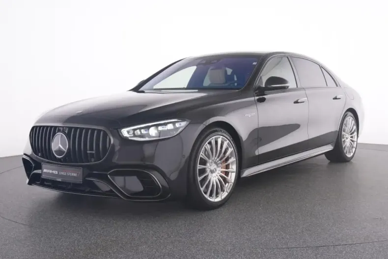 Mercedes-Benz S 63 AMG din 2024 cu 5.348 km - oferta MER105982 - foto 1