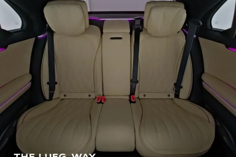 Mercedes-Benz S 63 AMG din 2024 cu 5.348 km - oferta MER105982 - foto 5