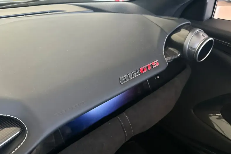 Ferrari 812 din 2023 cu 3.100 km - oferta FER105987 - foto 14