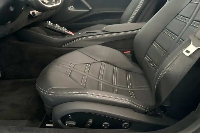 Ferrari 812 din 2023 cu 3.100 km - oferta FER105987 - foto 17