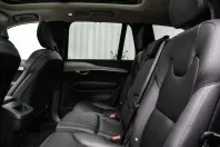 Volvo XC90 din 2023 cu 34.624 km - oferta VOL105991 - foto 8