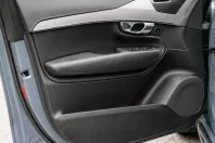 Volvo XC90 din 2023 cu 34.624 km - oferta VOL105991 - foto 18