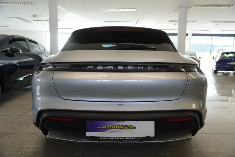 Porsche Taycan din 2023 cu 34.000 km - oferta POR106022 - foto 5