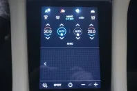 Porsche Taycan din 2023 cu 34.000 km - oferta POR106022 - foto 16