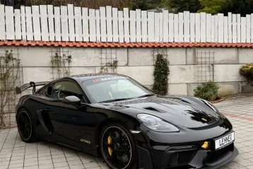 Porsche Cayman din 2024 - oferta POR106024