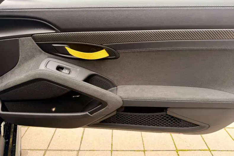 Porsche Cayman din 2024 cu 10.999 km - oferta POR106024 - foto 34