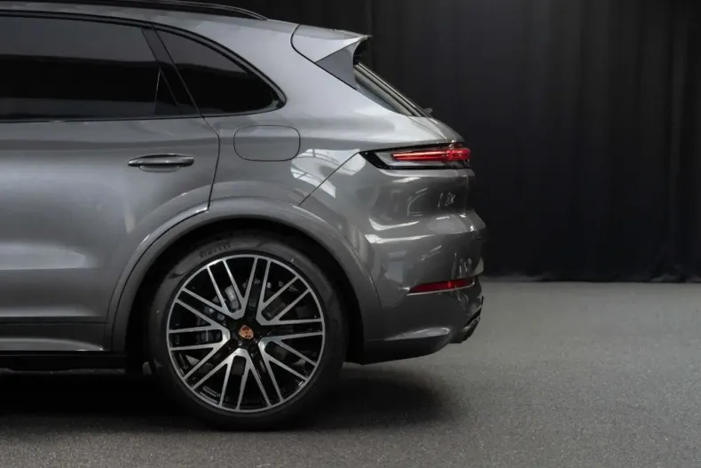 Porsche Cayenne din 2024 cu 6.300 km - oferta POR106036 - foto 5