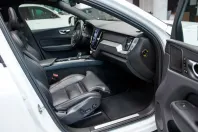 Volvo XC60 din 2021 cu 42.900 km - oferta VOL106041 - foto 32