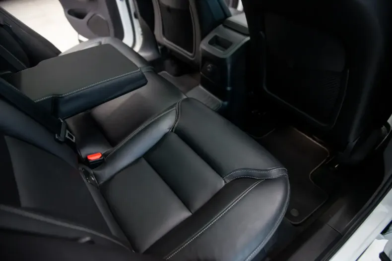 Volvo XC60 din 2021 cu 42.900 km - oferta VOL106041 - foto 35