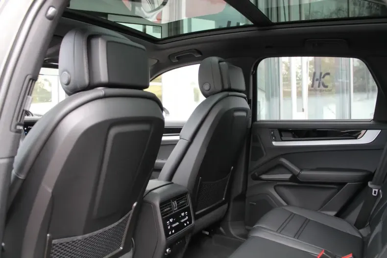 Porsche Cayenne din 2024 cu 5.000 km - oferta POR106042 - foto 11